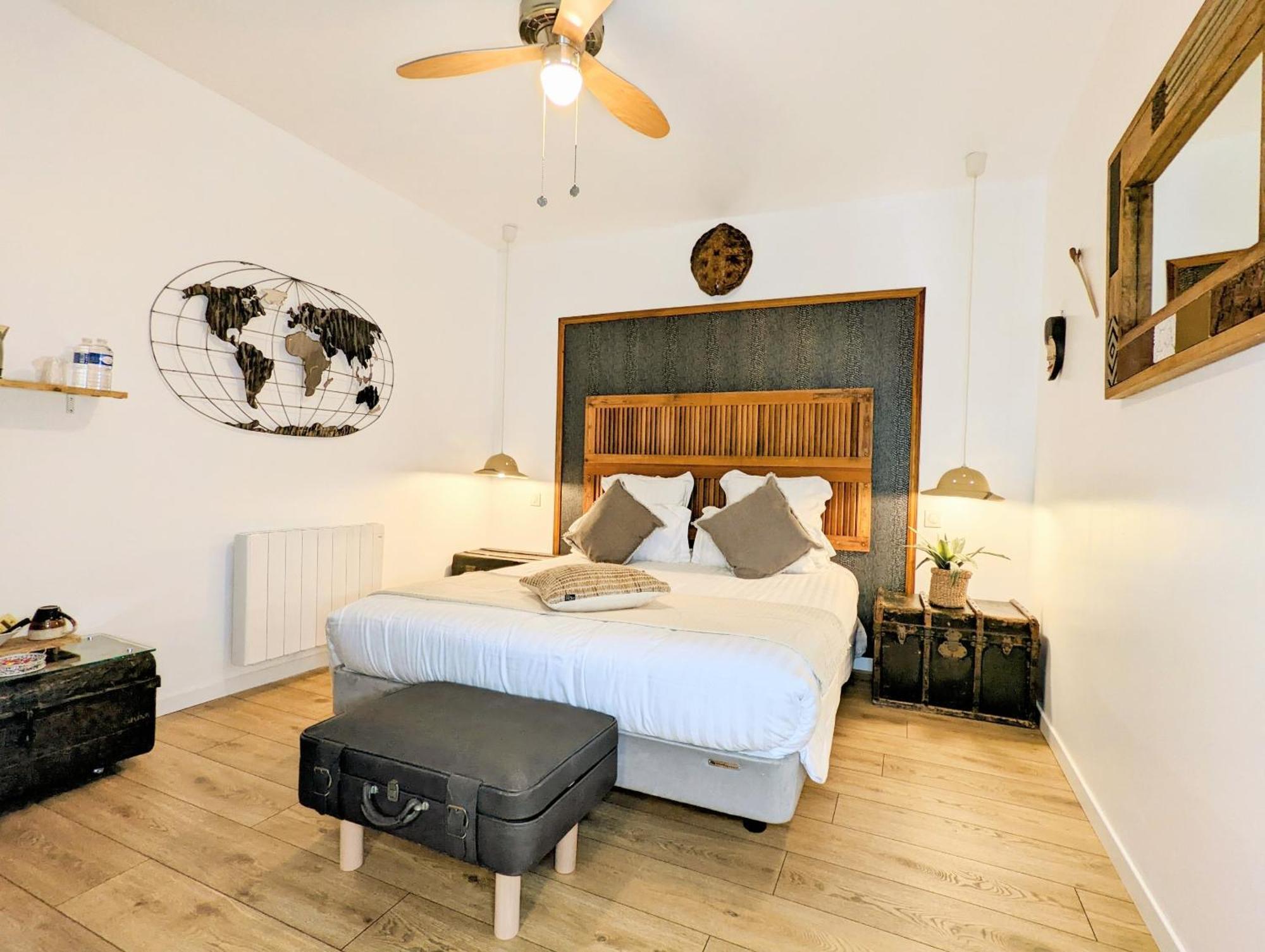 Chambres D'Hotes La Filature Saint-Quentin  Room photo